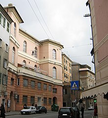 Il vecchio ospedale (san Carlo) di Voltri, poi Residenza sanitaria assistenziale e attualmente Distretto sanitario.