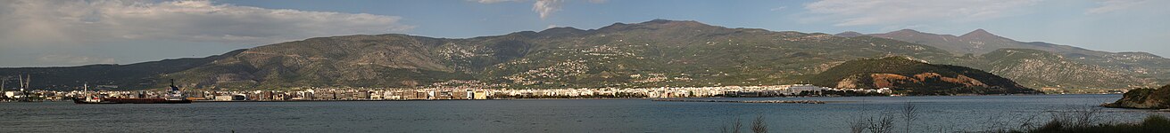 Panorama view of the city. The industrial port can be seen at the left.