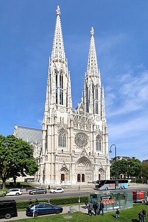 Wien Votivkirche: Geschichte, Baubeschreibung, Ausstattung und Einrichtung