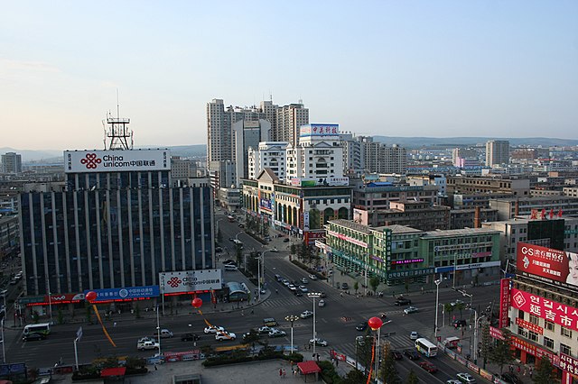 Yanjis stad, säte för prefekturregeringen i Yanbian.