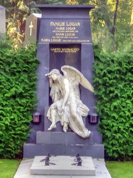 File:ZENTRALFRIEDHOF-VEINNA-Dr. Murali Mohan Gurram (63).jpg