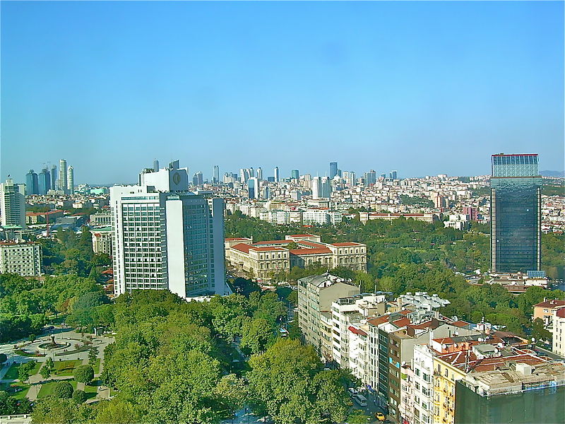 File:İstanbul skyline from the Marmara-hotel.JPG