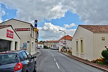 Andilly village