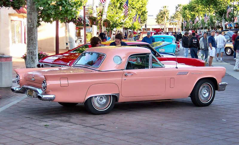 File:1957 Ford Thunderbird Pink rear.jpg