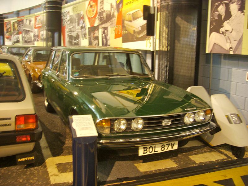 File:1977 Triumph 2500S Estate Heritage Motor Centre, Gaydon.jpg