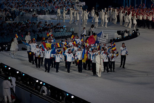 Roemeense ploeg bij de opening van de Olympische Winterspelen 2010