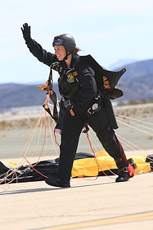 2014 Miramar Air Show US Army Parasut Tim "The Golden Knights" 141003-M-PG109-122.jpg