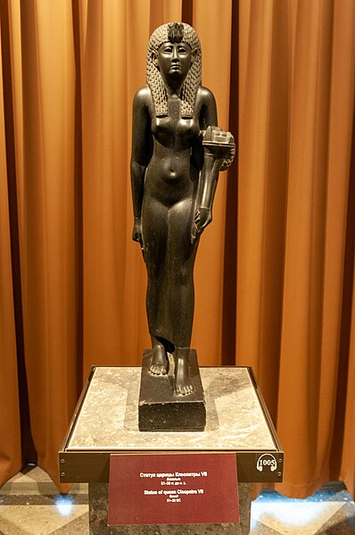 File:2019-07-31-Hermitage-3561-Cleopatra VII.jpg