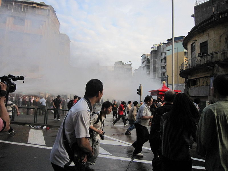 File:8745 Procissão em Macau em 1 de Maio de 2010.JPG