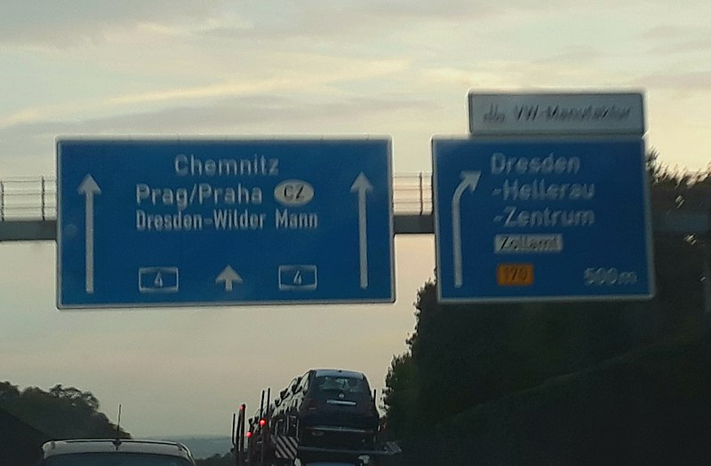 File:A4 autobahn sign near Dresden, Germany.jpg