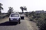 Thumbnail for File:ASC Leiden - F. van der Kraaij Collection - 27 - 024 - La frontière entre le Mali et la Haute-Volta, un break Peugeot - 1985.jpg