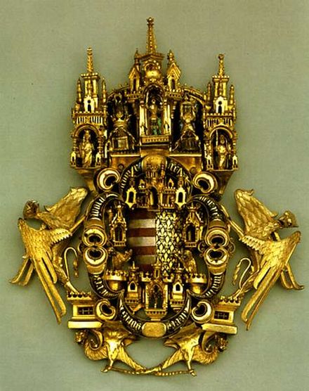 The Golden Cloak clasp, Hungarian Chapel in the Cathedral of Aachen