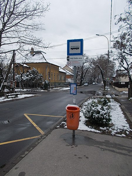 File:Ady Endre utca bus stop, Bezsilla Nándor utca, 2018 Pestújhely.jpg