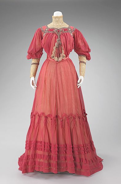 French afternoon dress, circa 1903, cotton and silk, Metropolitan Museum of Art (New York City)