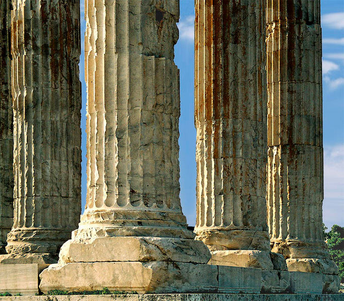 File:Athen Tempel Zeus Spätantike.jpg