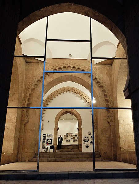 File:Bab oudaia interior.jpg