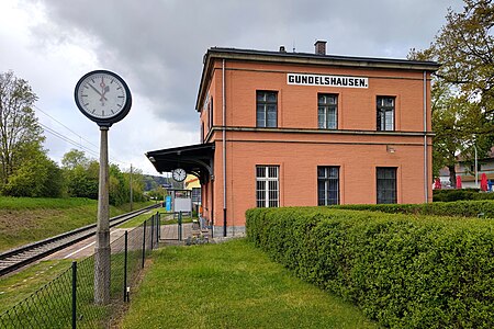 Bahnhof Gundelshausen 01