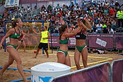 Deutsch: Beachhandball bei den Olympischen Jugendspielen 2018 in Buenos Aires; Tag 7, 13. Oktober 2018; Mädchen, Spiel um Platz Drei – Ungarn-Niederlande 2:0 English: Beach handball at the 2018 Summer Youth Olympics in Buenos Aires at 13 October 2018 – Girls Bronze Medal Match – Hungary-Netherlands 2:0 Español: Handball de playa en los Juegos Olimpicos de la Juventud Buenos Aires 2018 en 13 de octubre de 2018 – Partido por la medalla de bronce femenino - Hungría-Países Bajos 2:0