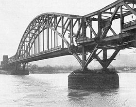 Le pont Ludendorff en 1945.