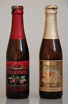 Framboise and Pecheresse bottles Birra Lindemans 001.jpg