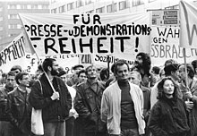 Bundesarchiv Bild 183-1989-1104-006, Berlin, Demonstration.jpg