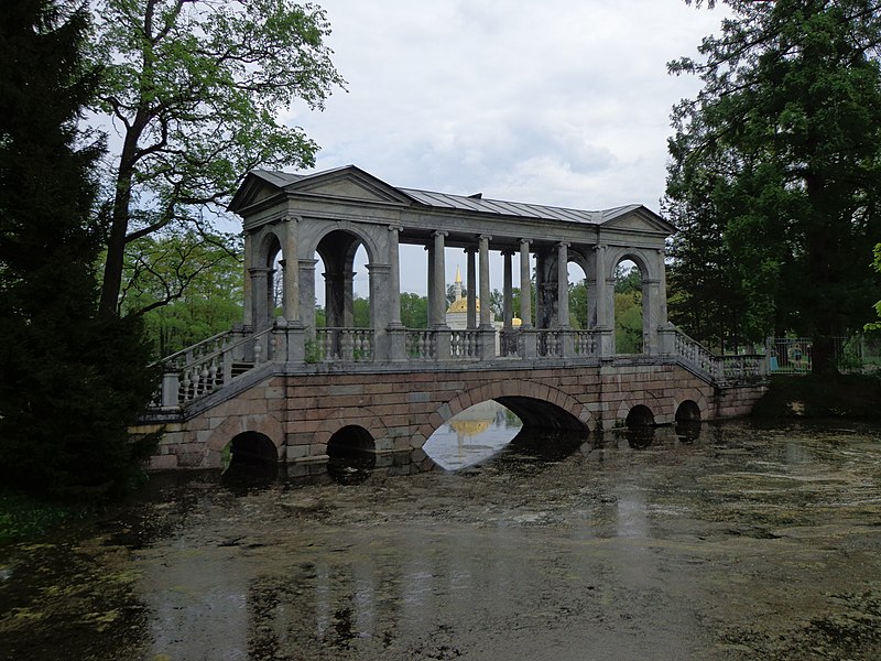 File:Catherine - Parc - Palladio (01).jpg