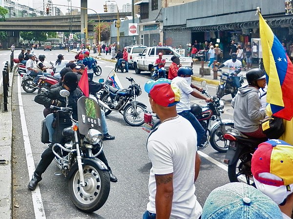 Colectivos gathered during the Mother of All Marches in 2017