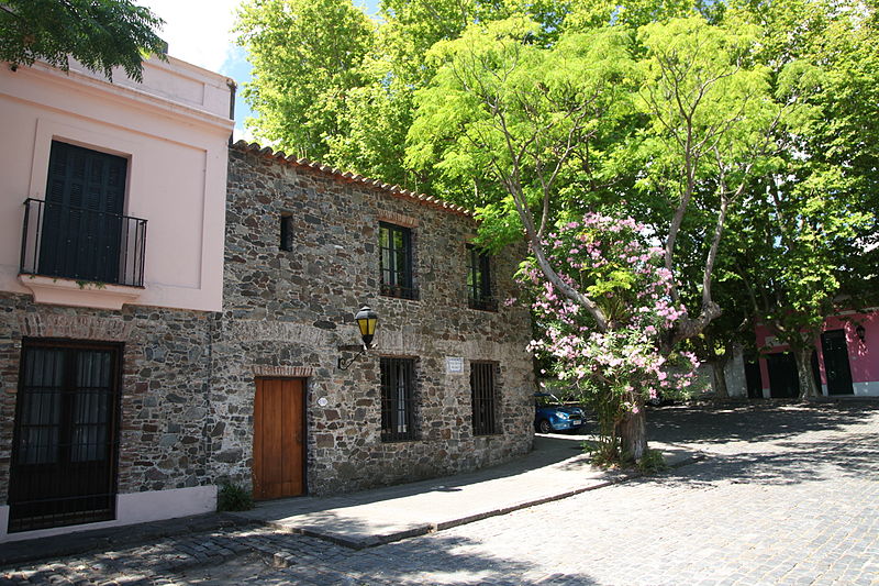 File:Colonia del Sacramento, Uruguay (5459645769).jpg