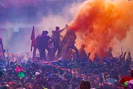 Célébration du Holi Gair à Indore, Madhya Pradesh. Un festival particulier à la région du Mâlvâ.