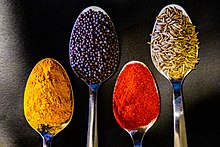 File:Spices, seasonings, herbs and vegetables.jpg - Wikipedia