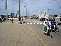 Улица во Котону
