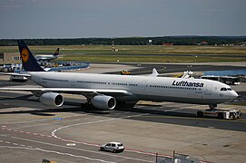 Lufthansa: Sejarah, Subsidiari, Sejarah merek