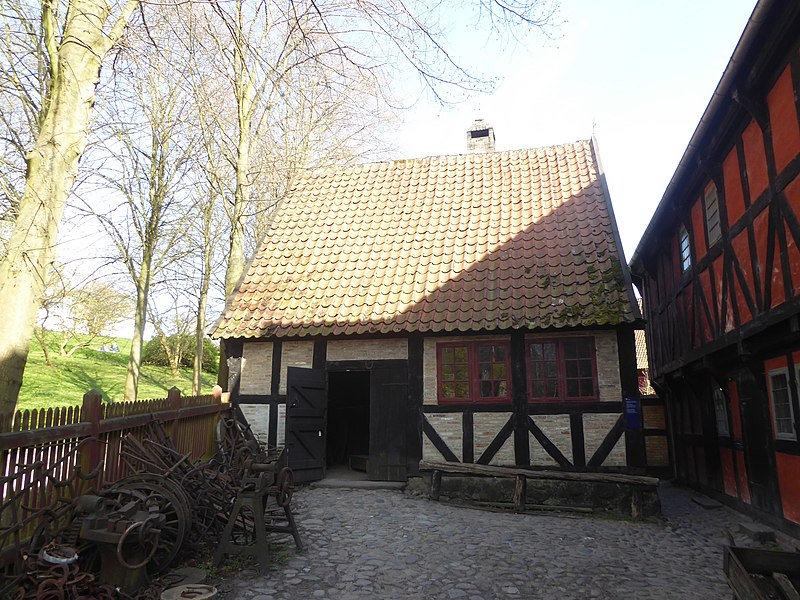 File:Den gamle By - Smedjen 01.jpg