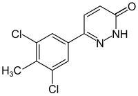 Structural formula of diclomezine