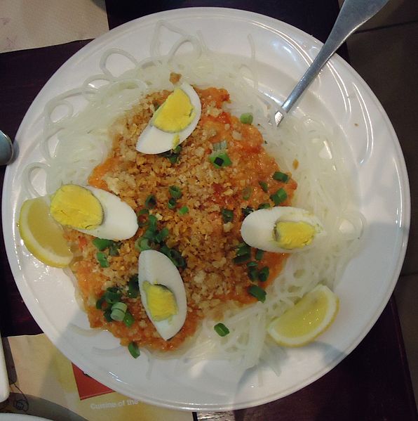 File:Dinner dish with egg at a restaurant in Jersey City NJ.JPG