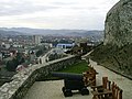 Čeština: Pevnost ve městě Doboj a zároveň pohled na město samotné, Bosna a Hercegovina English: Doboj fortress with a view of the city itself, BiH