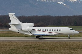 F-HEZR Dassault Falcon 7X FA7X - Exair (24795231052).jpg