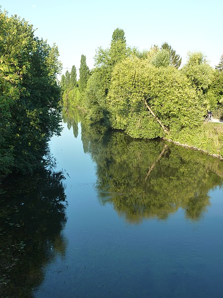 File:FFM Nidda Roedelheimbruecke 02.jpg