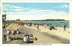 Postcard from 1932 showing bathers at Fairfield Beach
