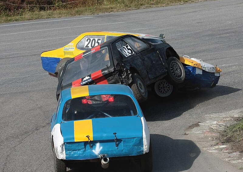 File:Folkracecrash.jpg