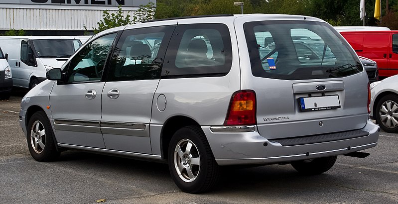 File:Ford Windstar (II) – Heckansicht, 21. September 2013, Düsseldorf.jpg