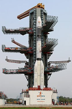 अपनी लॉचिंग का इंतजार करता हुआ भूस्थिर उपग्रह प्रक्षेपण यान GSLV-II