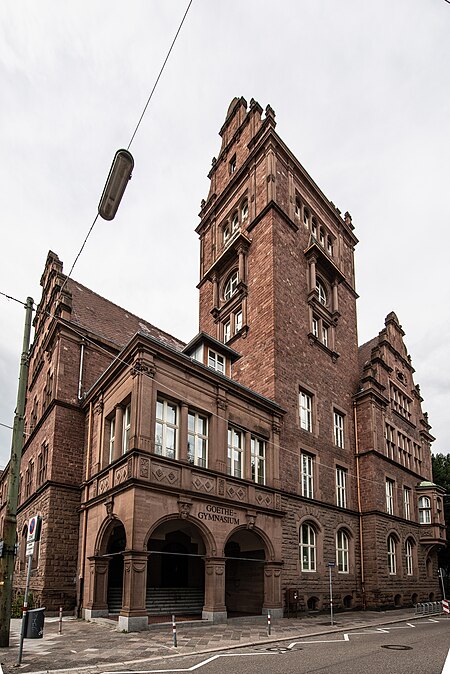 Goethe Gymnasium Karlsruhe Haupteingang