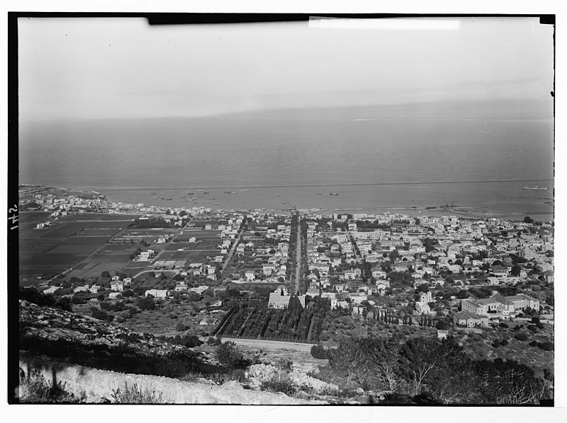 File:Haifa & environs. Haifa. The new section. (Showing the Tomb of Abbas Effendi) LOC matpc.05944.jpg