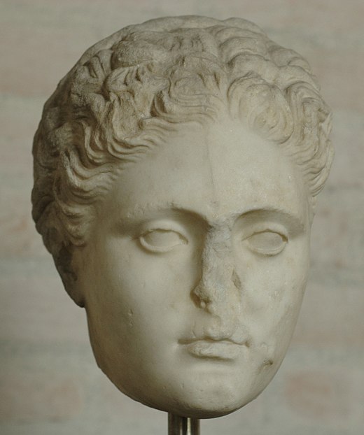 Vrouwenhoofd, vermoedelijk van een standbeeld van Sappho door Silanion (circa 340–330 v.Chr.)