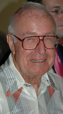 Henry Messer at Triangle Foundation event in June 2006 - 1 (cropped).jpg