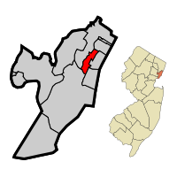 Location of Union City in Hudson County highlighted in red (left). Inset map: Location of Hudson County in New Jersey highlighted in orange (right).