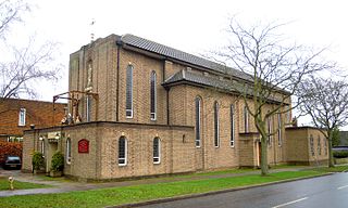 <span class="mw-page-title-main">Church of St Hugh of Lincoln, Letchworth</span> Church in Hertfordshire, England