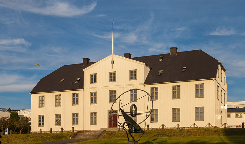 Archivo:Instituto de Reikiavik, Reikiavik, Distrito de la Capital, Islandia, 2014-08-13, DD 086.JPG