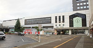 JR Hakodate-Main-Line・Sassho-Line Soen Station building.jpg